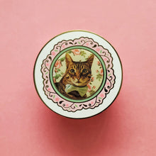 Load image into Gallery viewer, Oliver Cat Plate Enamel Pin